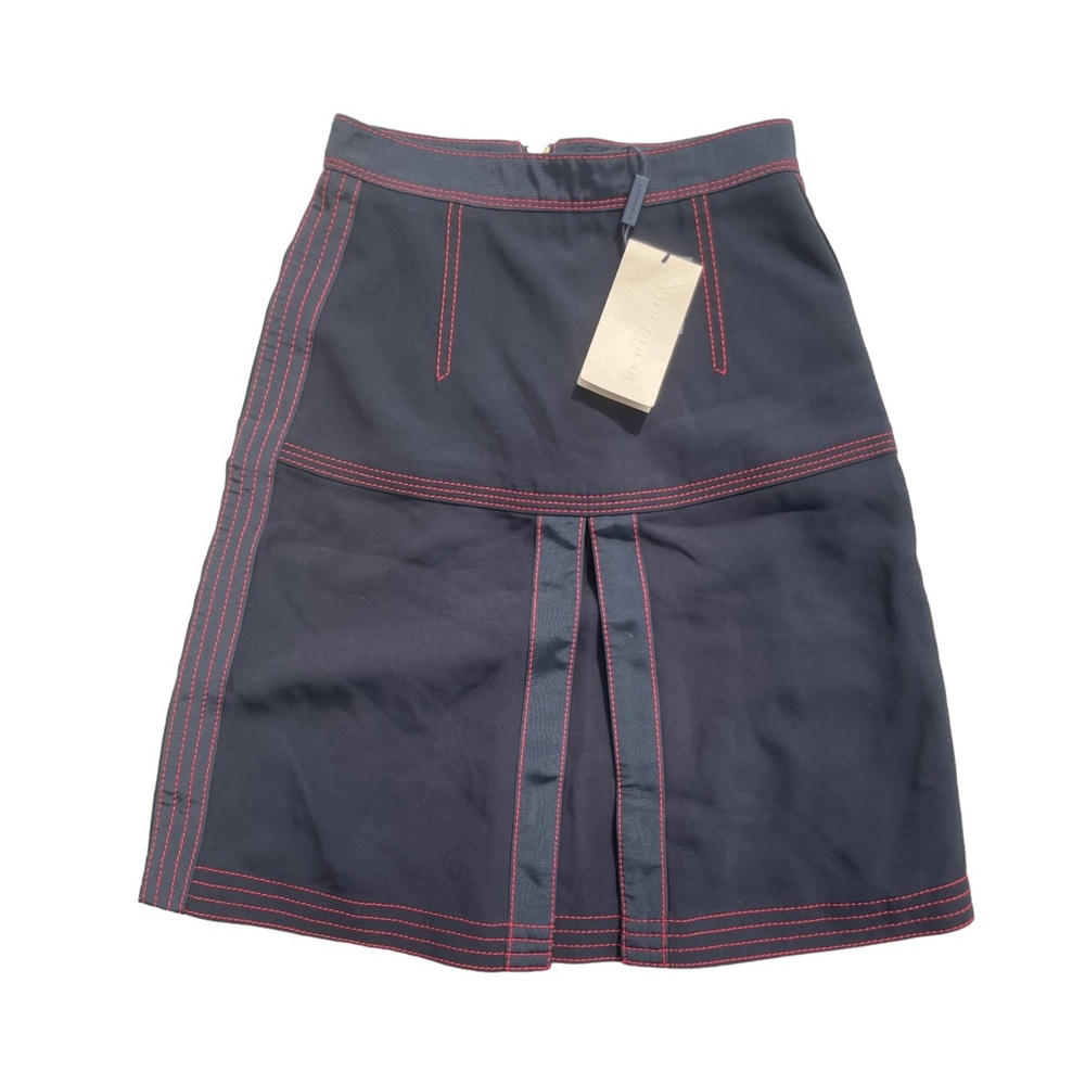 ‼️SOLD‼️Burberry Black/Red Contrast Stitching Skirt